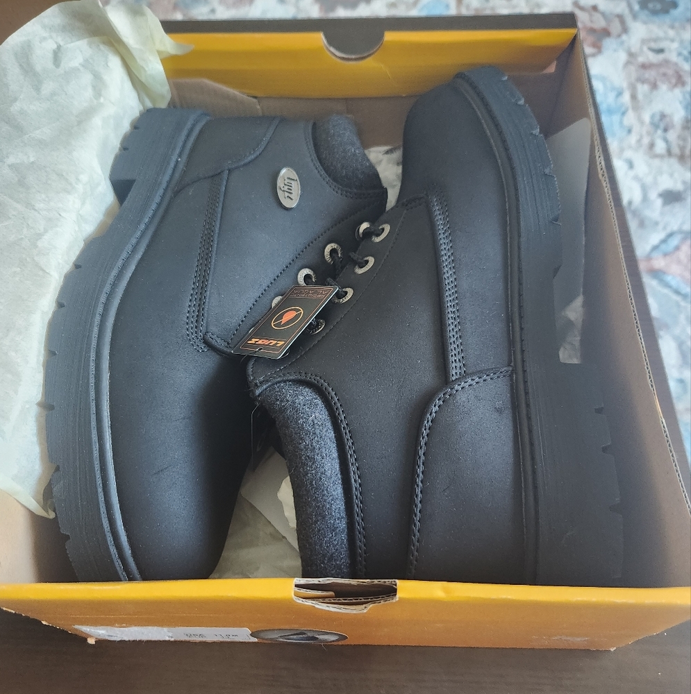Lugz Women's Water-Resistant Boots Brand New in Box Size 11